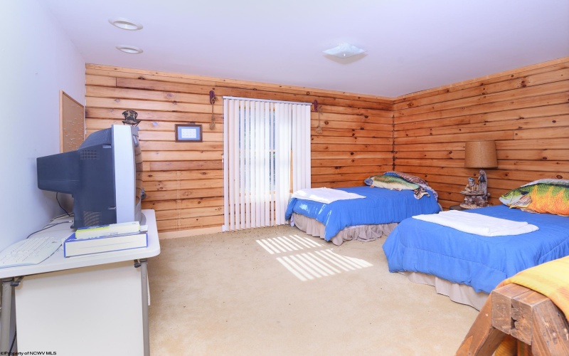 475 Rohrig Road, Smithfield, West Virginia 26437, 2 Bedrooms Bedrooms, 6 Rooms Rooms,2 BathroomsBathrooms,Single Family Detached,For Sale,Rohrig,10161441