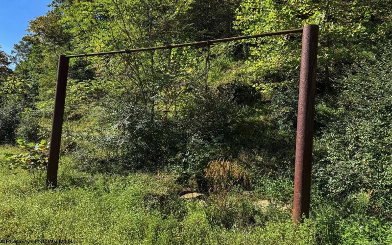 475 Rohrig Road, Smithfield, West Virginia 26437, 2 Bedrooms Bedrooms, 6 Rooms Rooms,2 BathroomsBathrooms,Single Family Detached,For Sale,Rohrig,10161441