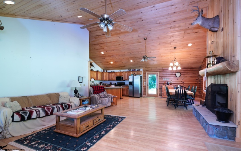 475 Rohrig Road, Smithfield, West Virginia 26437, 2 Bedrooms Bedrooms, 6 Rooms Rooms,2 BathroomsBathrooms,Single Family Detached,For Sale,Rohrig,10161441