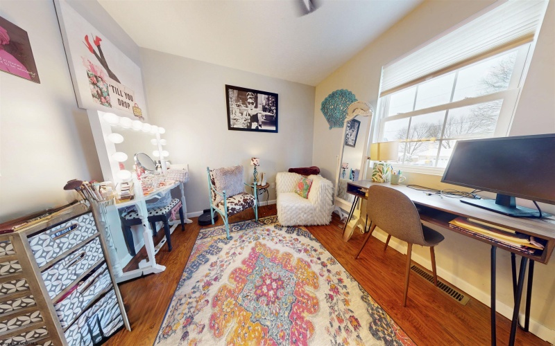 61 Hickory Drive, Fairmont, West Virginia 26554-7440, 3 Bedrooms Bedrooms, 5 Rooms Rooms,2 BathroomsBathrooms,Single Family Detached,For Sale,Hickory,10162918