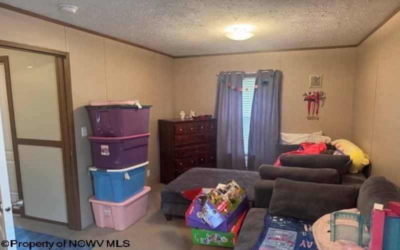 40 Yankee Lane, Beverly, West Virginia 26253, 2 Bedrooms Bedrooms, 8 Rooms Rooms,2 BathroomsBathrooms,Single Family Detached,For Sale,Yankee,10162931