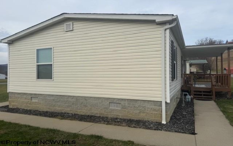 40 Yankee Lane, Beverly, West Virginia 26253, 2 Bedrooms Bedrooms, 8 Rooms Rooms,2 BathroomsBathrooms,Single Family Detached,For Sale,Yankee,10162931