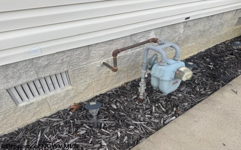 40 Yankee Lane, Beverly, West Virginia 26253, 2 Bedrooms Bedrooms, 8 Rooms Rooms,2 BathroomsBathrooms,Single Family Detached,For Sale,Yankee,10162931