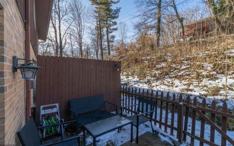 135 Lough Street, Westover, West Virginia 26501, 2 Bedrooms Bedrooms, 5 Rooms Rooms,1 BathroomBathrooms,Single Family Attached,For Sale,Lough,10162935 135 Lough Street, Westover, West Virginia 26501, 2 Bedrooms Bedrooms, 5 Rooms Rooms,1 BathroomBathrooms,Single Family Attached,For Sale,Lough,10162935