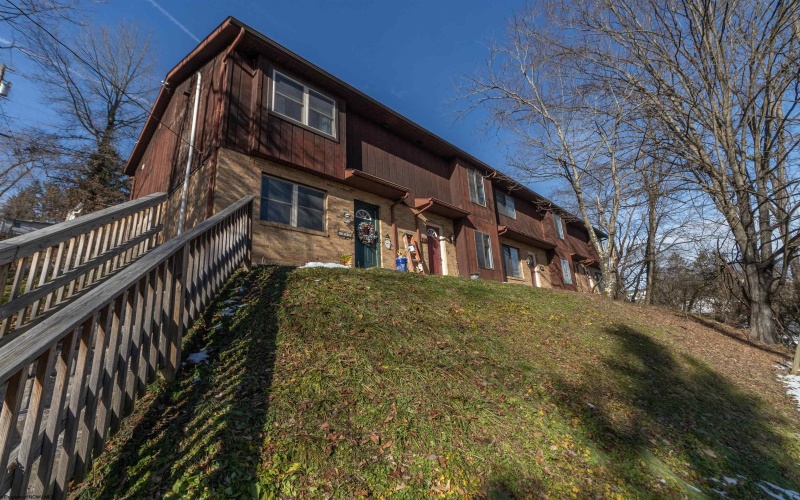 135 Lough Street, Westover, West Virginia 26501, 2 Bedrooms Bedrooms, 5 Rooms Rooms,1 BathroomBathrooms,Single Family Attached,For Sale,Lough,10162935 135 Lough Street, Westover, West Virginia 26501, 2 Bedrooms Bedrooms, 5 Rooms Rooms,1 BathroomBathrooms,Single Family Attached,For Sale,Lough,10162935