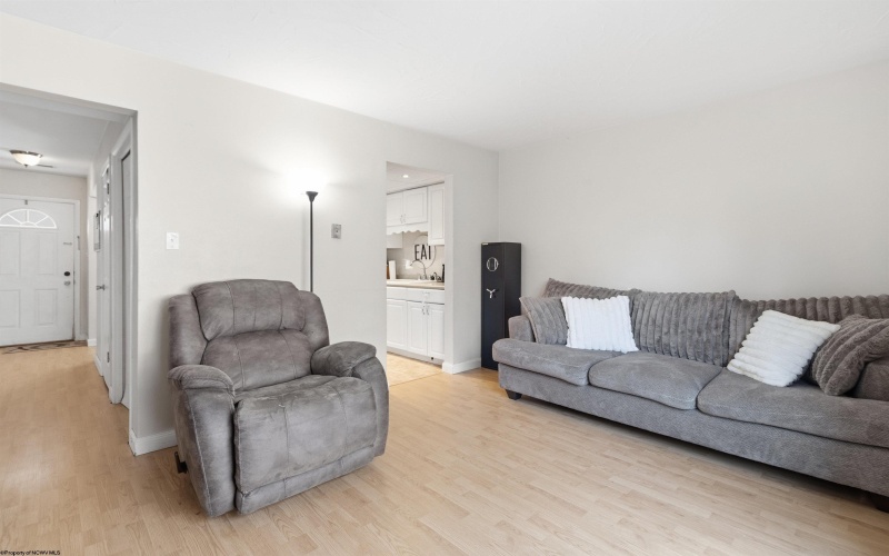 135 Lough Street, Westover, West Virginia 26501, 2 Bedrooms Bedrooms, 5 Rooms Rooms,1 BathroomBathrooms,Single Family Attached,For Sale,Lough,10162935 135 Lough Street, Westover, West Virginia 26501, 2 Bedrooms Bedrooms, 5 Rooms Rooms,1 BathroomBathrooms,Single Family Attached,For Sale,Lough,10162935