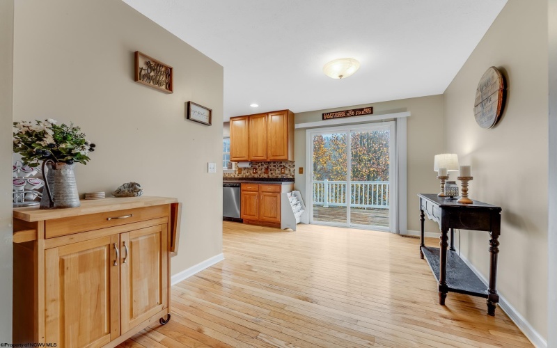 529 Santa Fe Court, Morgantown, West Virginia 26508, 3 Bedrooms Bedrooms, 8 Rooms Rooms,2 BathroomsBathrooms,Single Family Detached,For Sale,Santa Fe,10162930