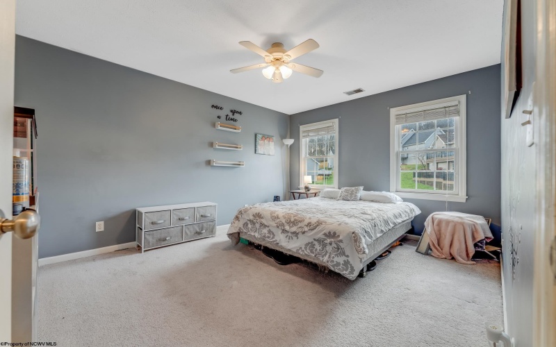 529 Santa Fe Court, Morgantown, West Virginia 26508, 3 Bedrooms Bedrooms, 8 Rooms Rooms,2 BathroomsBathrooms,Single Family Detached,For Sale,Santa Fe,10162930