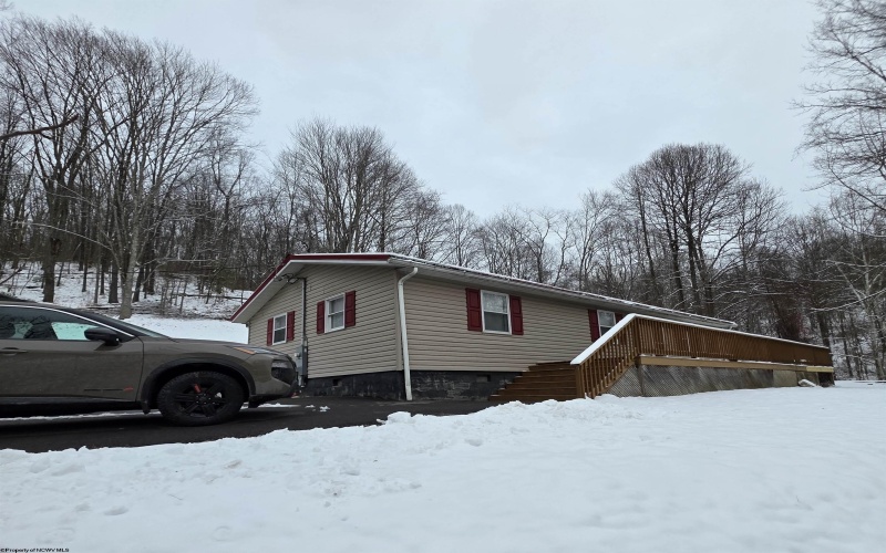 204 Murphy Creek Road, Weston, West Virginia 26452, 3 Bedrooms Bedrooms, 5 Rooms Rooms,2 BathroomsBathrooms,Single Family Detached,For Sale,Murphy Creek,10162926