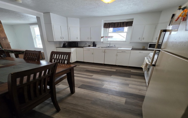 8037 Montana Avenue, Stonewood, West Virginia 26301, 2 Bedrooms Bedrooms, 5 Rooms Rooms,1 BathroomBathrooms,Single Family Detached,For Sale,Montana,10162924