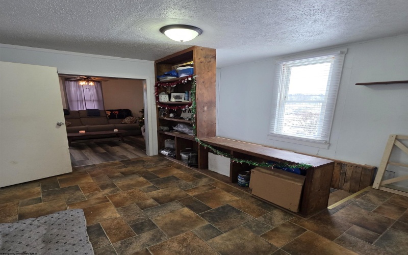 8037 Montana Avenue, Stonewood, West Virginia 26301, 2 Bedrooms Bedrooms, 5 Rooms Rooms,1 BathroomBathrooms,Single Family Detached,For Sale,Montana,10162924