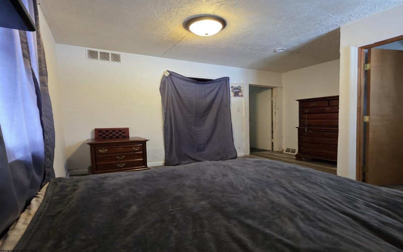 8037 Montana Avenue, Stonewood, West Virginia 26301, 2 Bedrooms Bedrooms, 5 Rooms Rooms,1 BathroomBathrooms,Single Family Detached,For Sale,Montana,10162924