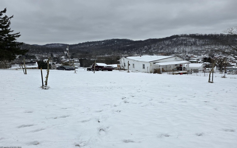 8037 Montana Avenue, Stonewood, West Virginia 26301, 2 Bedrooms Bedrooms, 5 Rooms Rooms,1 BathroomBathrooms,Single Family Detached,For Sale,Montana,10162924