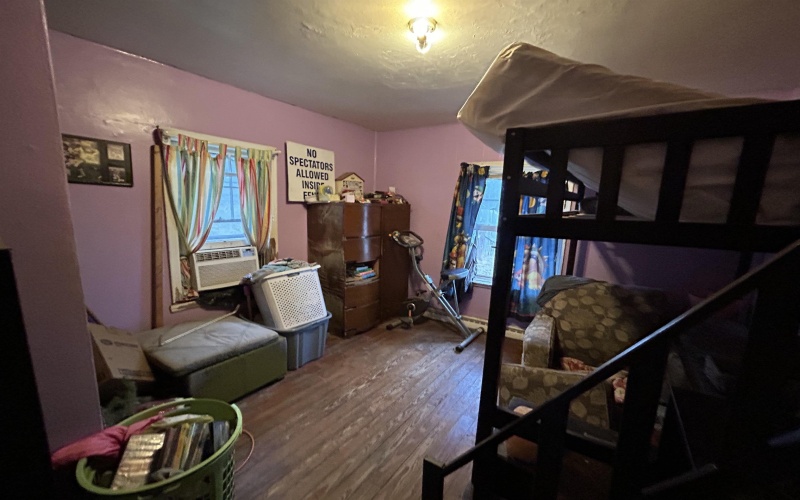 203 Indiana Avenue, Nutter Fort, West Virginia 26301, 3 Bedrooms Bedrooms, 5 Rooms Rooms,1 BathroomBathrooms,Single Family Detached,For Sale,Indiana,10162927