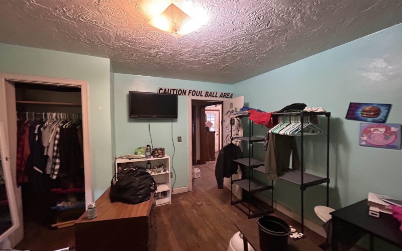 203 Indiana Avenue, Nutter Fort, West Virginia 26301, 3 Bedrooms Bedrooms, 5 Rooms Rooms,1 BathroomBathrooms,Single Family Detached,For Sale,Indiana,10162927