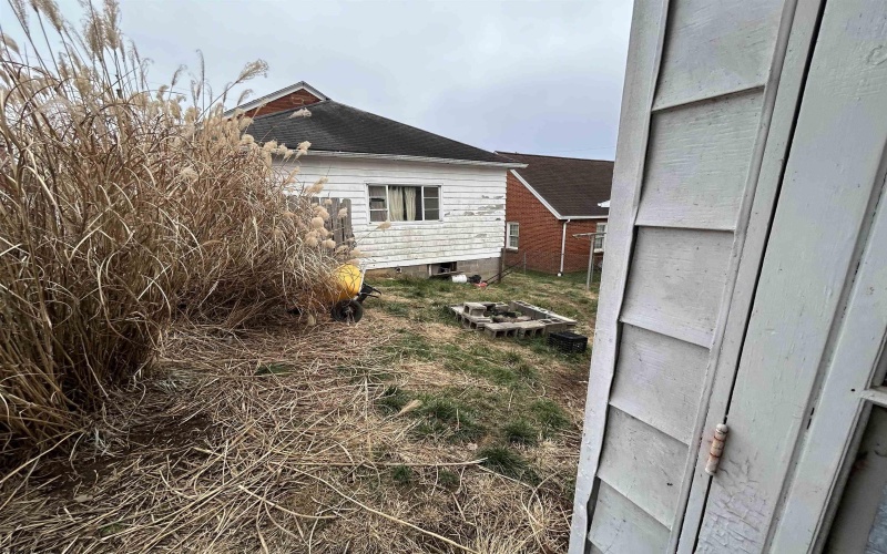 203 Indiana Avenue, Nutter Fort, West Virginia 26301, 3 Bedrooms Bedrooms, 5 Rooms Rooms,1 BathroomBathrooms,Single Family Detached,For Sale,Indiana,10162927