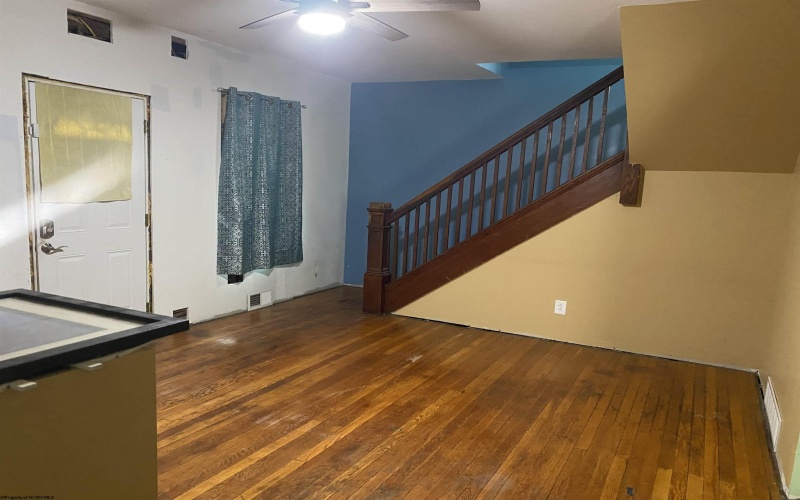 524 Kuhl Avenue, Clarksburg, West Virginia 26301, 3 Bedrooms Bedrooms, 7 Rooms Rooms,1 BathroomBathrooms,Single Family Detached,For Sale,Kuhl,10162920 524 Kuhl Avenue, Clarksburg, West Virginia 26301, 3 Bedrooms Bedrooms, 7 Rooms Rooms,1 BathroomBathrooms,Single Family Detached,For Sale,Kuhl,10162920