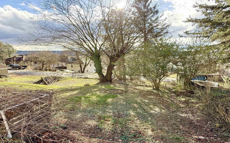 284 VIEW Avenue, Fairmont, West Virginia 26554, 3 Bedrooms Bedrooms, 9 Rooms Rooms,2 BathroomsBathrooms,Single Family Detached,For Sale,VIEW,10162923