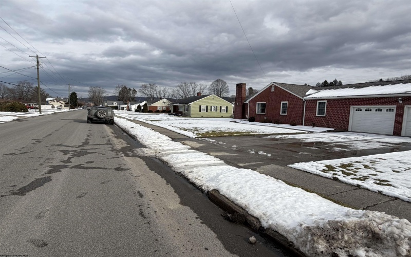 1731 Davis Avenue, Elkins, West Virginia 26241, 3 Bedrooms Bedrooms, 9 Rooms Rooms,2 BathroomsBathrooms,Single Family Detached,For Sale,Davis,10162945