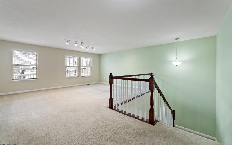 8 Summers Ridge Road, Morgantown, West Virginia 26508, 4 Bedrooms Bedrooms, 11 Rooms Rooms,3 BathroomsBathrooms,Single Family Detached,For Sale,Summers Ridge,10162938