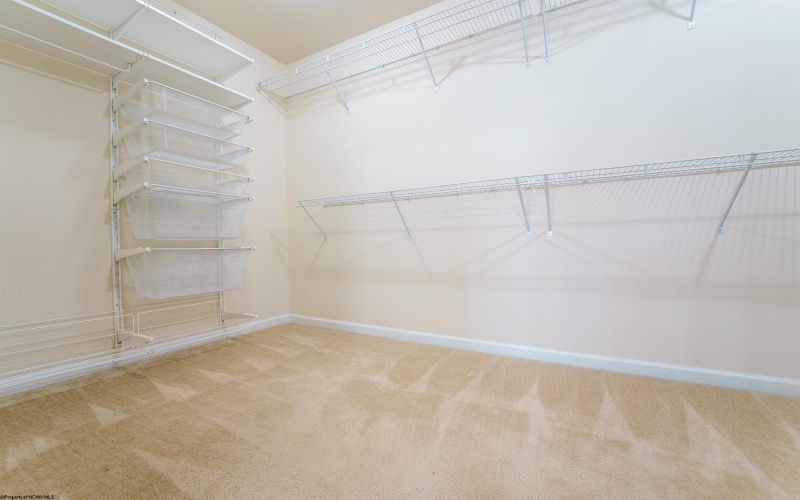 8 Summers Ridge Road, Morgantown, West Virginia 26508, 4 Bedrooms Bedrooms, 11 Rooms Rooms,3 BathroomsBathrooms,Single Family Detached,For Sale,Summers Ridge,10162938