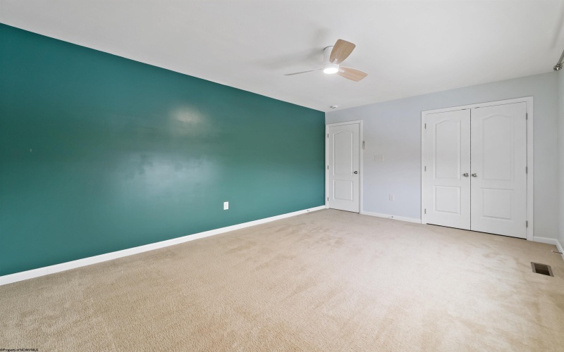 8 Summers Ridge Road, Morgantown, West Virginia 26508, 4 Bedrooms Bedrooms, 11 Rooms Rooms,3 BathroomsBathrooms,Single Family Detached,For Sale,Summers Ridge,10162938