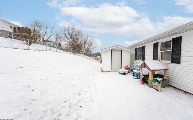 401 Shawnee Drive, Morgantown, West Virginia 26508, 3 Bedrooms Bedrooms, 8 Rooms Rooms,1 BathroomBathrooms,Single Family Detached,For Sale,Shawnee,10162960