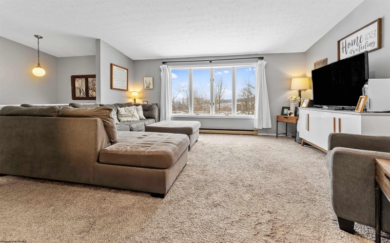 401 Shawnee Drive, Morgantown, West Virginia 26508, 3 Bedrooms Bedrooms, 8 Rooms Rooms,1 BathroomBathrooms,Single Family Detached,For Sale,Shawnee,10162960