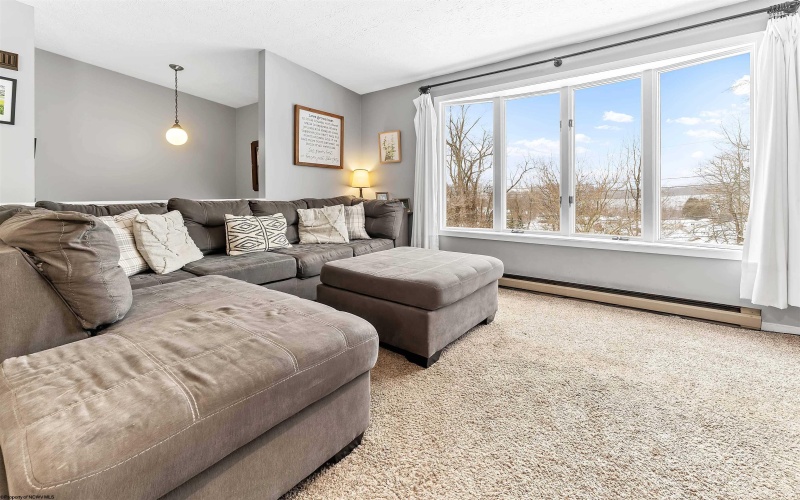 401 Shawnee Drive, Morgantown, West Virginia 26508, 3 Bedrooms Bedrooms, 8 Rooms Rooms,1 BathroomBathrooms,Single Family Detached,For Sale,Shawnee,10162960