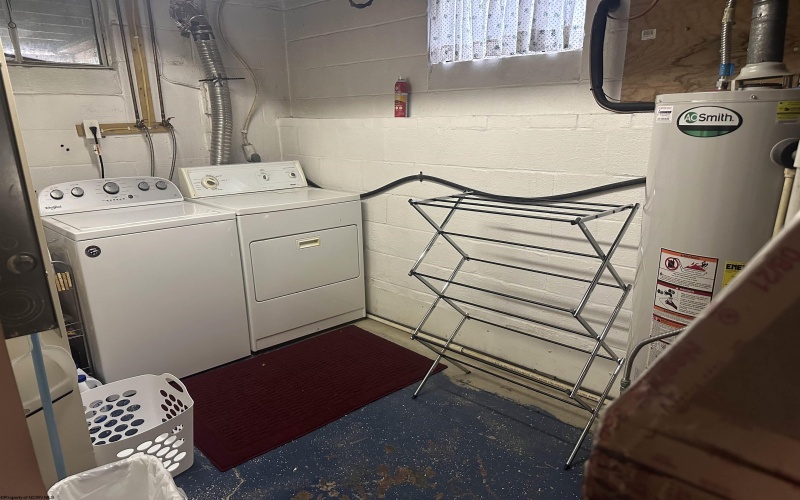 1208 Cambridge Avenue, Morgantown, West Virginia 26505, 3 Bedrooms Bedrooms, 7 Rooms Rooms,2 BathroomsBathrooms,Residential Rentals,For Rent,Cambridge,10159913