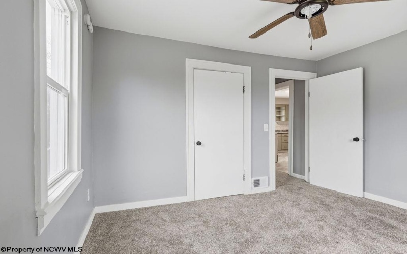 1201 25th Street, Clarksburg, West Virginia 26301, 2 Bedrooms Bedrooms, 4 Rooms Rooms,1 BathroomBathrooms,Single Family Detached,For Sale,25th,10162951