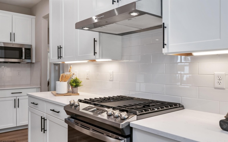 105 Tuscan Drive, Morgantown, West Virginia 26508, 4 Bedrooms Bedrooms, 9 Rooms Rooms,3 BathroomsBathrooms,Single Family Detached,For Sale,Tuscan,10162955