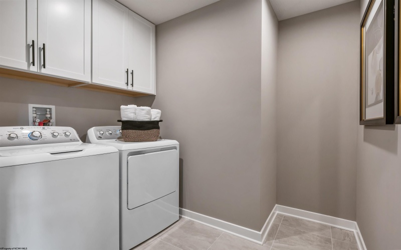 105 Tuscan Drive, Morgantown, West Virginia 26508, 4 Bedrooms Bedrooms, 9 Rooms Rooms,3 BathroomsBathrooms,Single Family Detached,For Sale,Tuscan,10162955