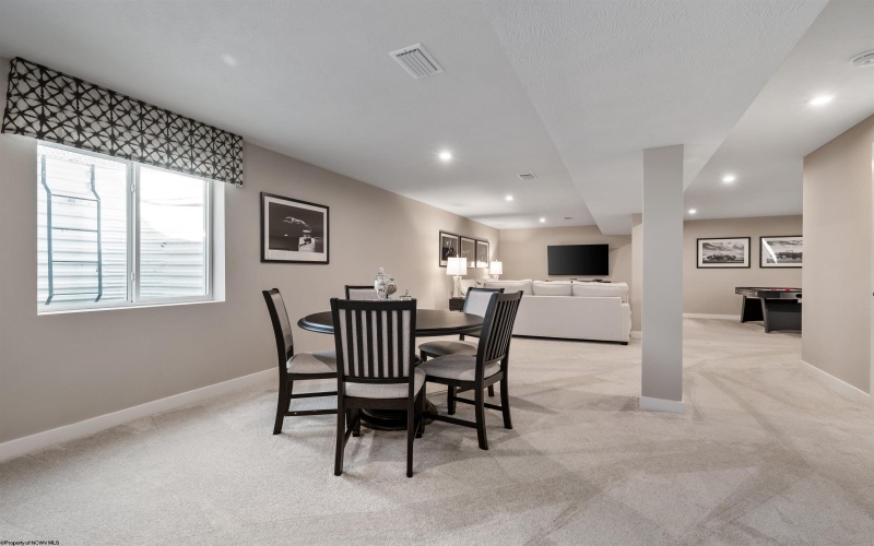 105 Tuscan Drive, Morgantown, West Virginia 26508, 4 Bedrooms Bedrooms, 9 Rooms Rooms,3 BathroomsBathrooms,Single Family Detached,For Sale,Tuscan,10162955