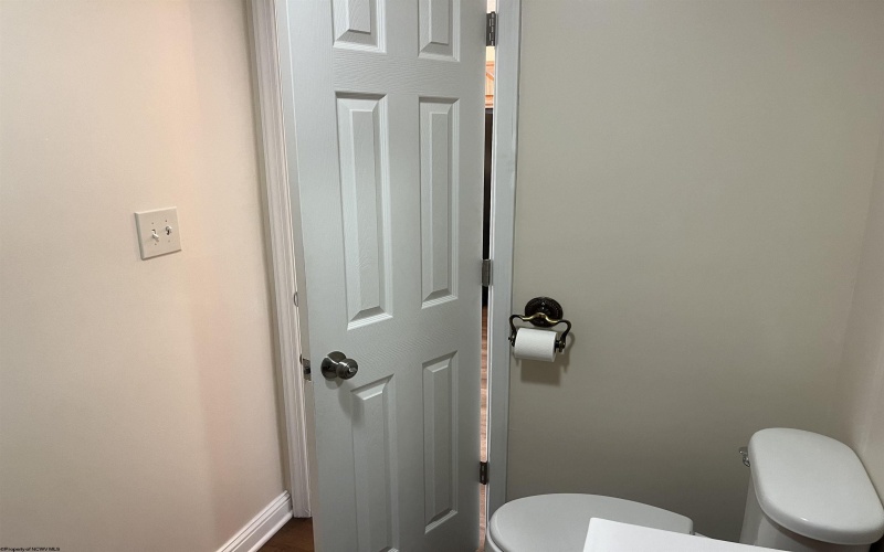 619 Fall Avenue, Weston, West Virginia 26452, 2 Bedrooms Bedrooms, 4 Rooms Rooms,1 BathroomBathrooms,Single Family Detached,For Sale,Fall,10162956