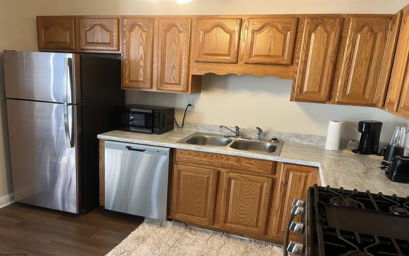 619 Fall Avenue, Weston, West Virginia 26452, 2 Bedrooms Bedrooms, 4 Rooms Rooms,1 BathroomBathrooms,Single Family Detached,For Sale,Fall,10162956