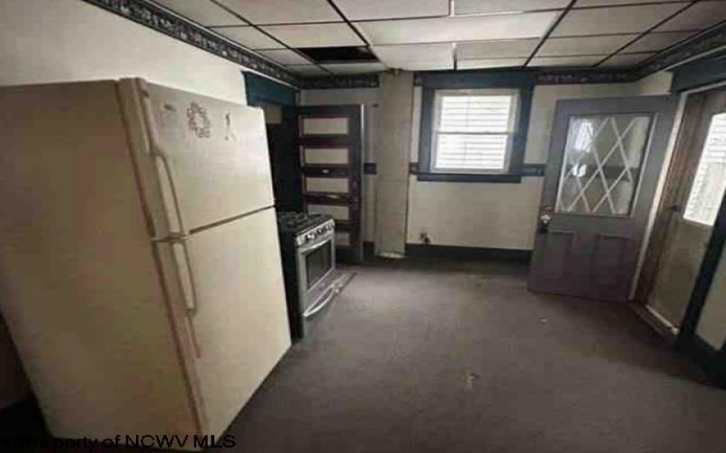 848 NEVILLE Street, Follansbee, West Virginia 26037, 3 Bedrooms Bedrooms, 7 Rooms Rooms,1 BathroomBathrooms,Single Family Detached,For Sale,NEVILLE,10162977