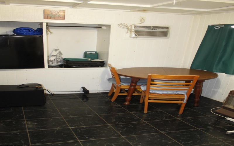 770 Elk River Road, Webster Springs, West Virginia 26288, 3 Bedrooms Bedrooms, 8 Rooms Rooms,1 BathroomBathrooms,Single Family Detached,For Sale,Elk River,10162976