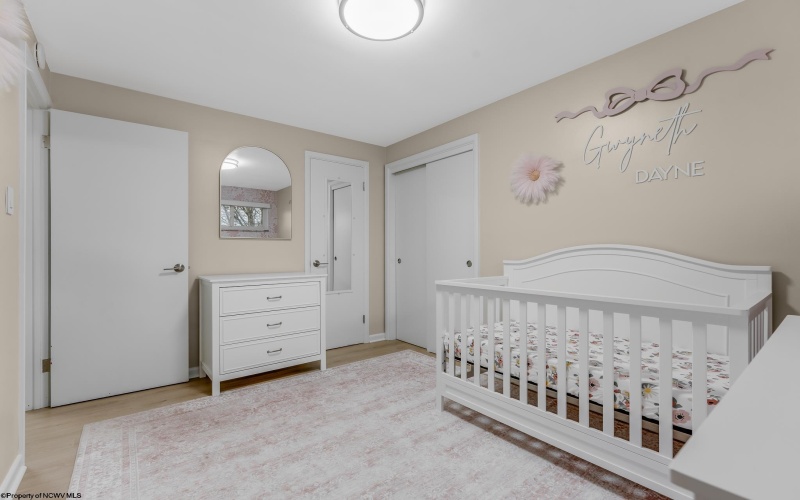 460 Broadway Avenue, Star City, West Virginia 26505, 3 Bedrooms Bedrooms, 5 Rooms Rooms,2 BathroomsBathrooms,Single Family Detached,For Sale,Broadway,10162973