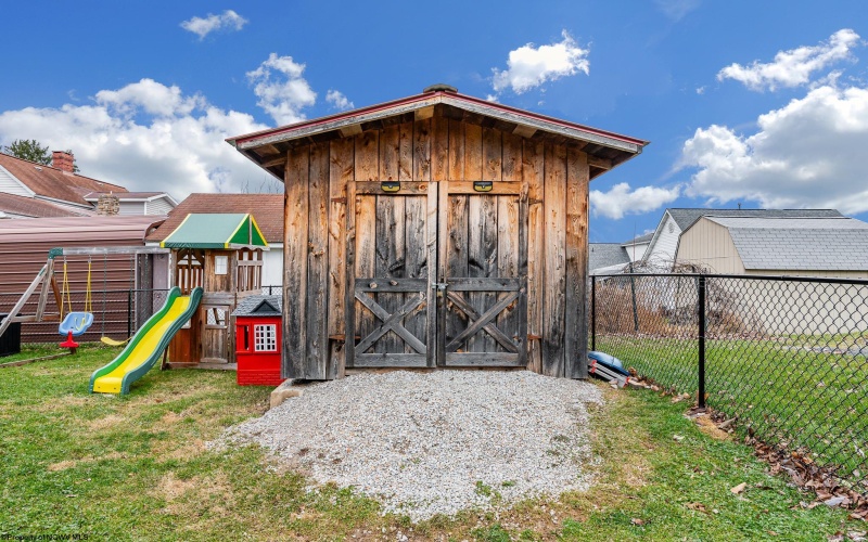 460 Broadway Avenue, Star City, West Virginia 26505, 3 Bedrooms Bedrooms, 5 Rooms Rooms,2 BathroomsBathrooms,Single Family Detached,For Sale,Broadway,10162973