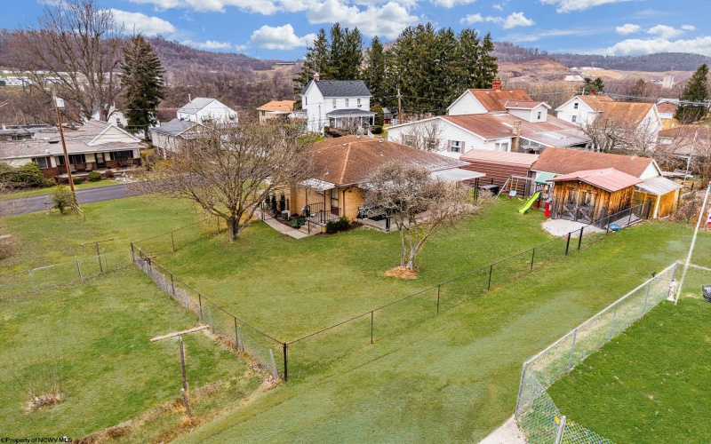 460 Broadway Avenue, Star City, West Virginia 26505, 3 Bedrooms Bedrooms, 5 Rooms Rooms,2 BathroomsBathrooms,Single Family Detached,For Sale,Broadway,10162973