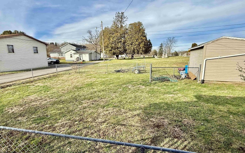 400 Highland Avenue, Fairmont, West Virginia 26554, 2 Bedrooms Bedrooms, 6 Rooms Rooms,1 BathroomBathrooms,Single Family Detached,For Sale,Highland,10162978