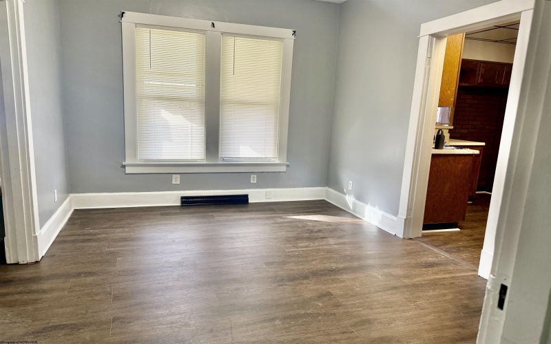 400 Highland Avenue, Fairmont, West Virginia 26554, 2 Bedrooms Bedrooms, 6 Rooms Rooms,1 BathroomBathrooms,Single Family Detached,For Sale,Highland,10162978