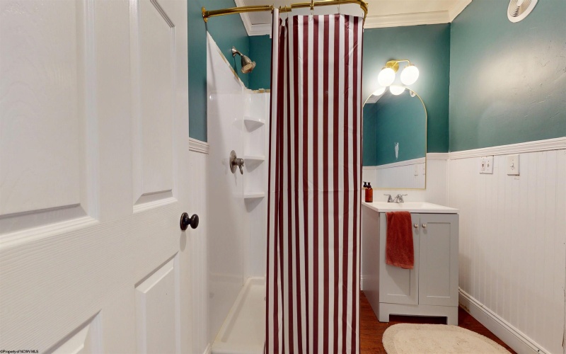 518 Worthington Drive, Bridgeport, West Virginia 26330, 4 Bedrooms Bedrooms, 9 Rooms Rooms,2 BathroomsBathrooms,Single Family Detached,For Sale,Worthington,10162993