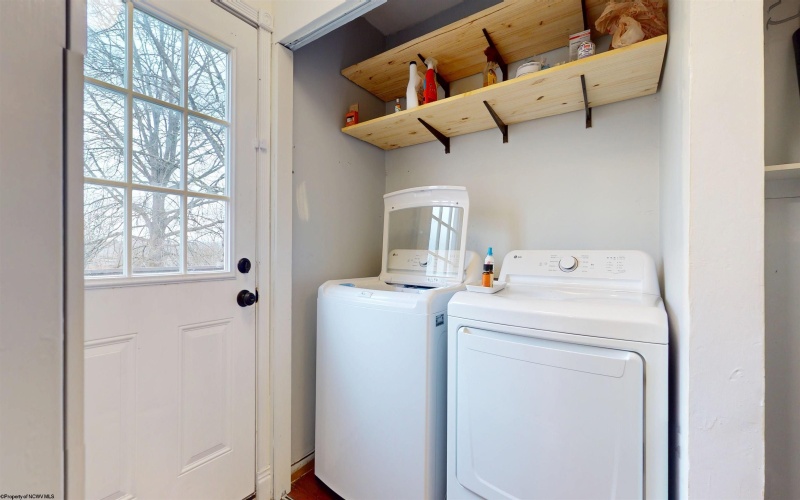 518 Worthington Drive, Bridgeport, West Virginia 26330, 4 Bedrooms Bedrooms, 9 Rooms Rooms,2 BathroomsBathrooms,Single Family Detached,For Sale,Worthington,10162993