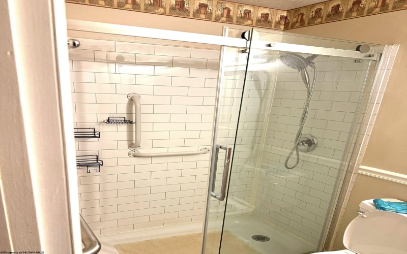 152 Spruce Street, Parsons, West Virginia 26287, 2 Bedrooms Bedrooms, 5 Rooms Rooms,1 BathroomBathrooms,Single Family Detached,For Sale,Spruce,10162988