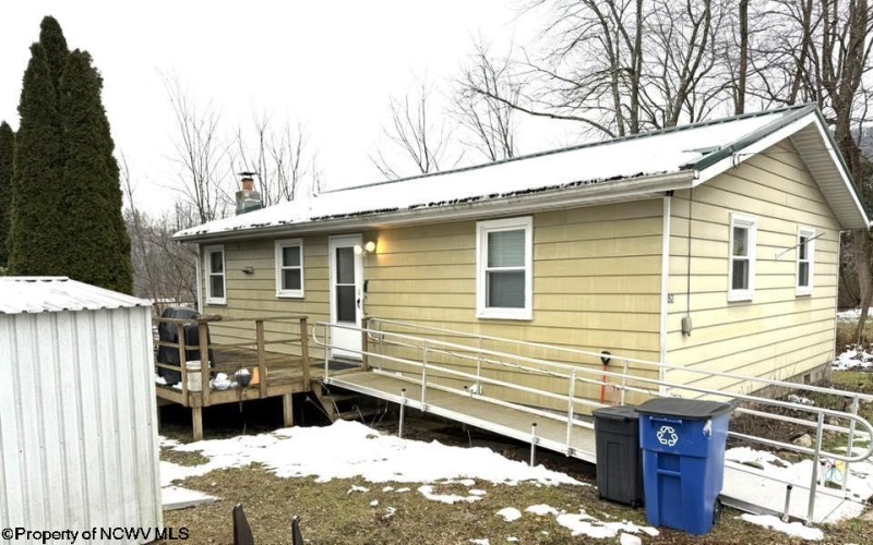 152 Spruce Street, Parsons, West Virginia 26287, 2 Bedrooms Bedrooms, 5 Rooms Rooms,1 BathroomBathrooms,Single Family Detached,For Sale,Spruce,10162988