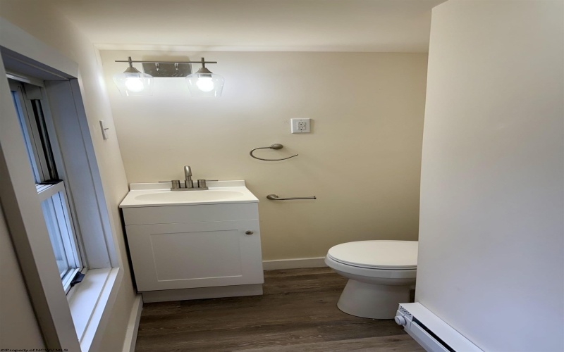 325 Morgantown Street, Kingwood, West Virginia 26537, 4 Bedrooms Bedrooms, 10 Rooms Rooms,1 BathroomBathrooms,Single Family Detached,For Sale,Morgantown,10162984