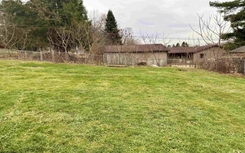 325 Morgantown Street, Kingwood, West Virginia 26537, 4 Bedrooms Bedrooms, 10 Rooms Rooms,1 BathroomBathrooms,Single Family Detached,For Sale,Morgantown,10162984