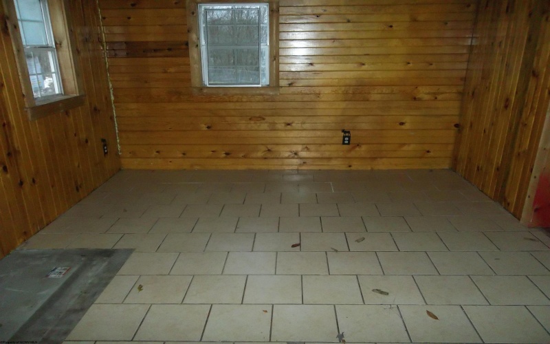 352 arlington Avenue, Terra Alta, West Virginia 26764-1342, 3 Bedrooms Bedrooms, 7 Rooms Rooms,1 BathroomBathrooms,Single Family Detached,For Sale,arlington,10162982